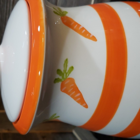 Carrot themed Spring cookie jar NWT - Picture 7 of 7